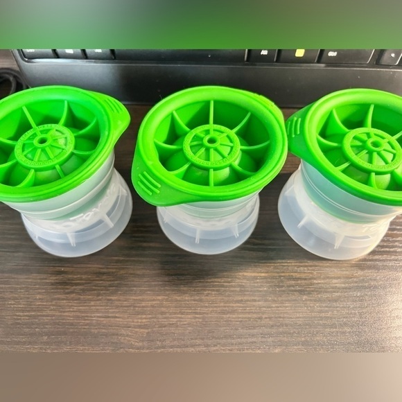 Tovolo Golf Ball Ice Molds - Picture 6 of 7